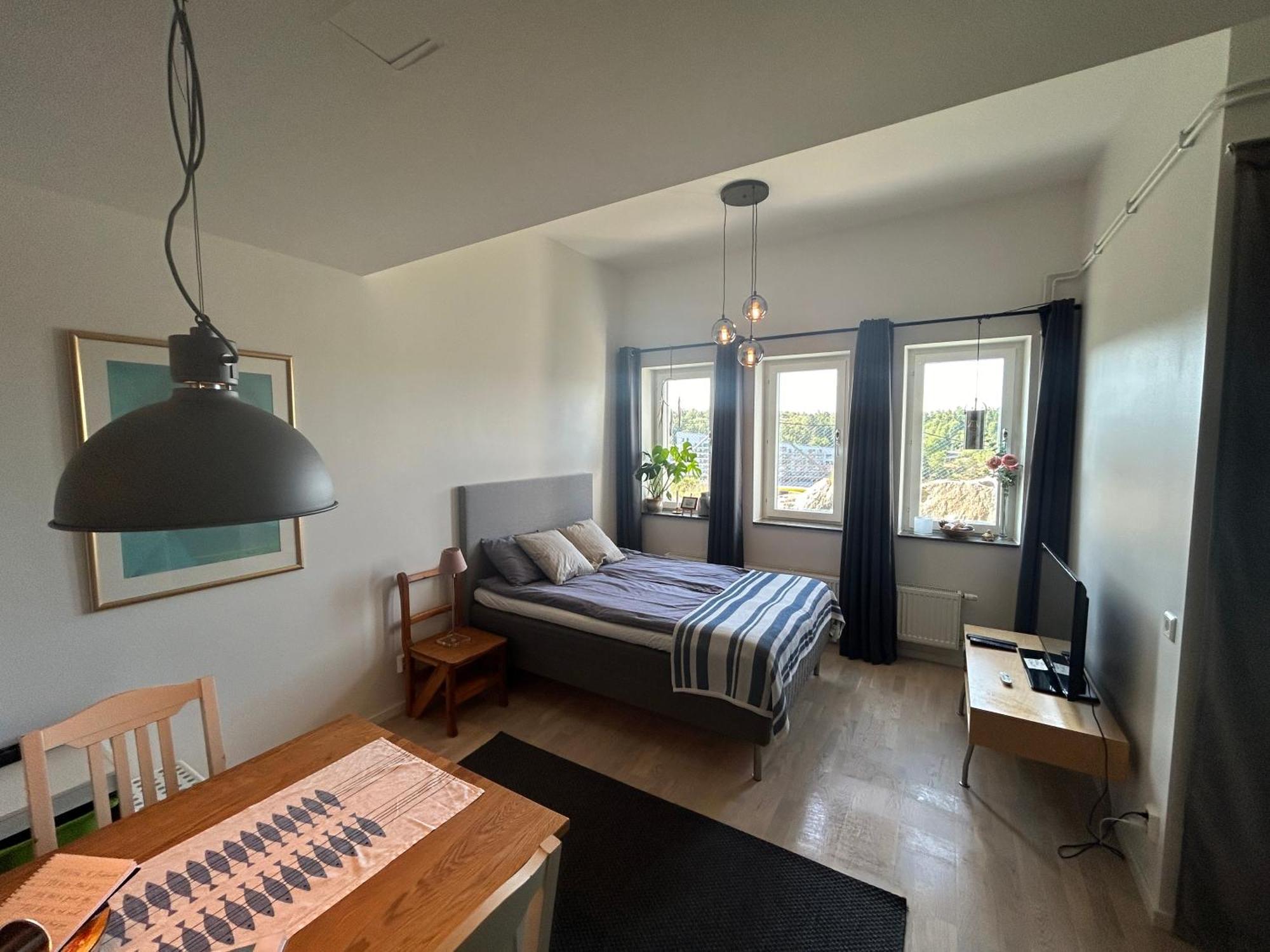 Newly Built Bright Apartment, Close To Everything If You Want To Visit Stockholm, You Will Find The Perfect Accommodation Here! Ferry Line 80 Makes It Very Convenient And Easy To Get To The City Center ナッカ エクステリア 写真